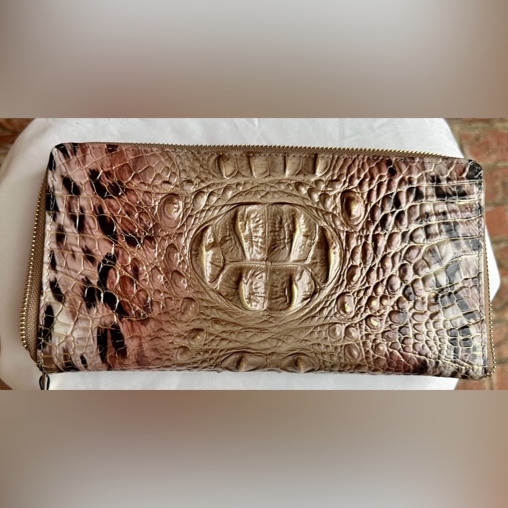 New Brahmin Prowl Skyler wallet (with wristlet strap)